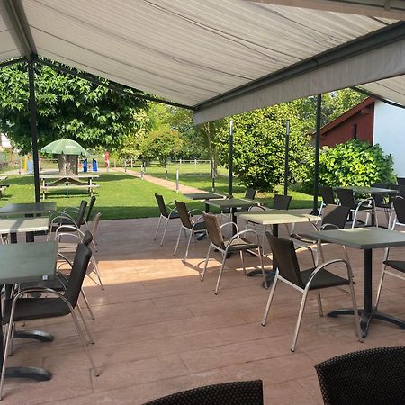 Hotel Mendy Saint-Jean-le-Vieux  Dış mekan fotoğraf