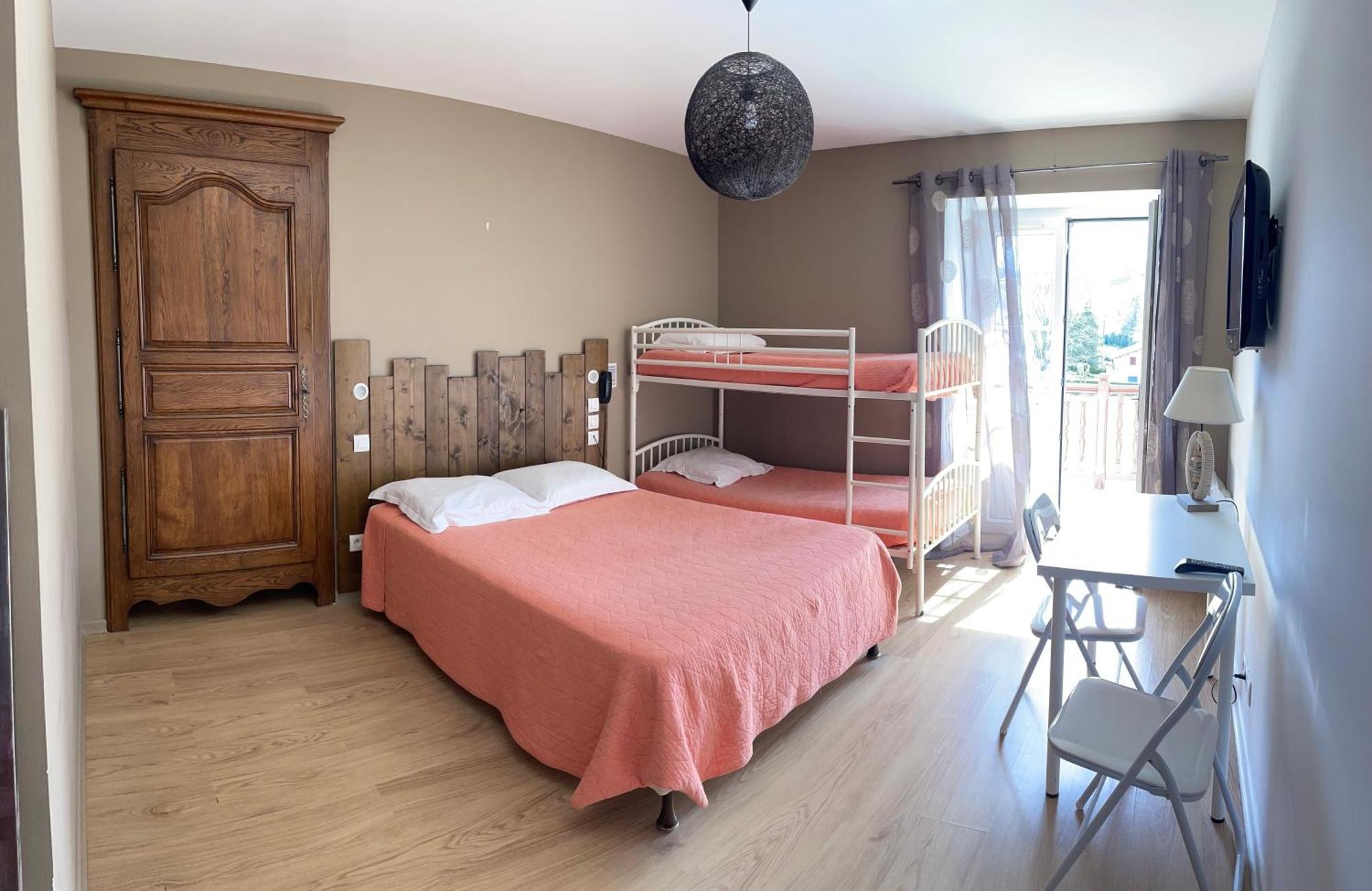 Hotel Mendy Saint-Jean-le-Vieux  Dış mekan fotoğraf