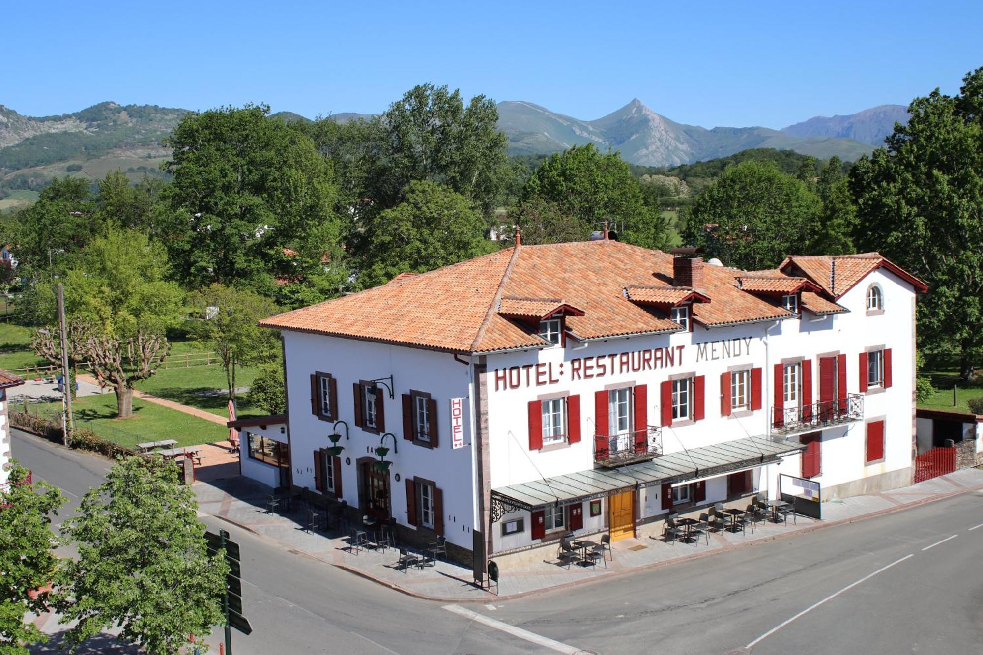 Hotel Mendy Saint-Jean-le-Vieux  Dış mekan fotoğraf